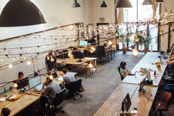 Photo Digital marketers working from anywhere