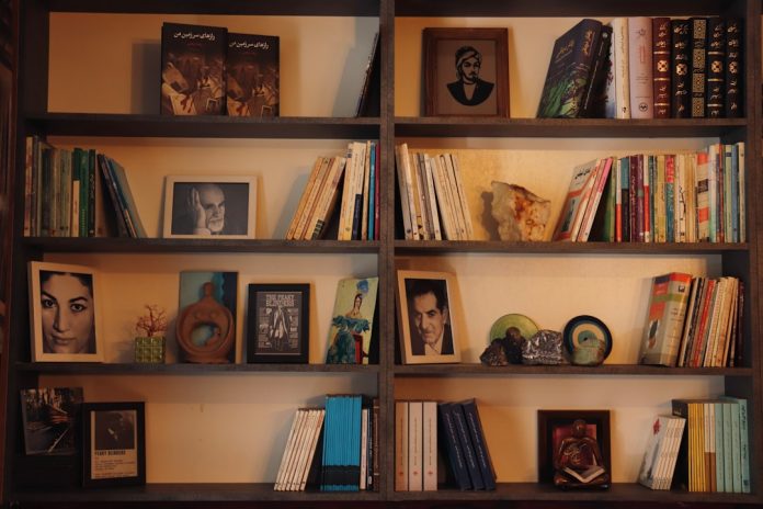Photo Bookshelf full